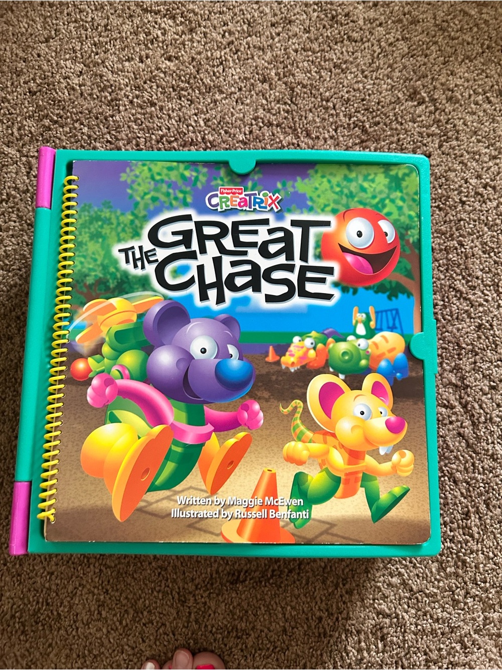 Vintage Fisher Price Creatrix- The Great Chase Creative System. Mint conditon.